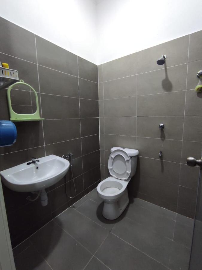 Bb D'Velodrom Homestay Дунґун Екстер'єр фото