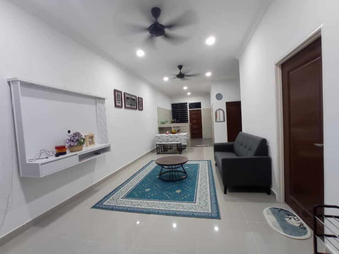 Bb D'Velodrom Homestay Дунґун Екстер'єр фото