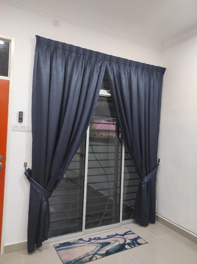 Bb D'Velodrom Homestay Дунґун Екстер'єр фото